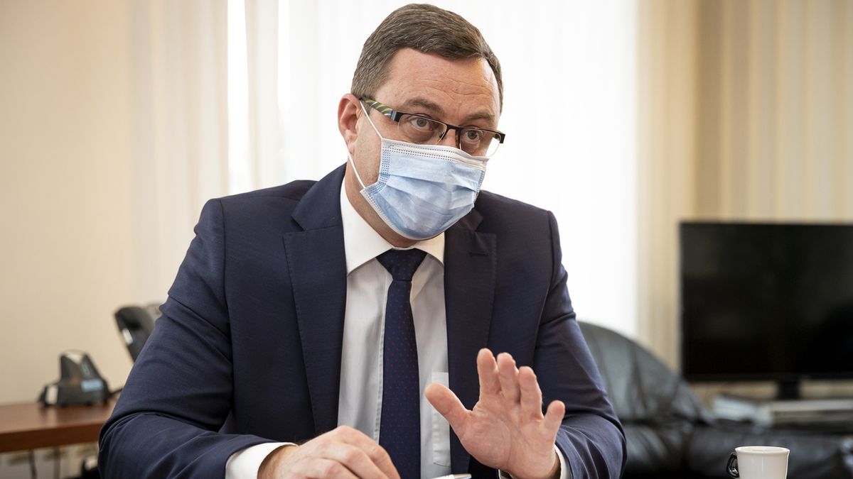 Nejvyšší žalobce Zeman: Kauzu Čapí hnízdo protahuje pandemie